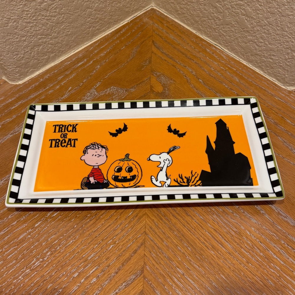 Halloween Peanuts Snoopy Trick or Treat Rectangular Ceramic Plate